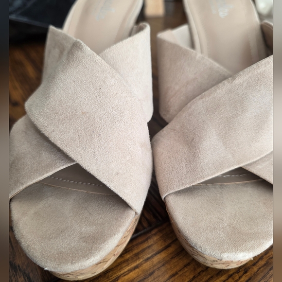 Charles By Charles David Beige Suede Mules - Picture 6 of 6
